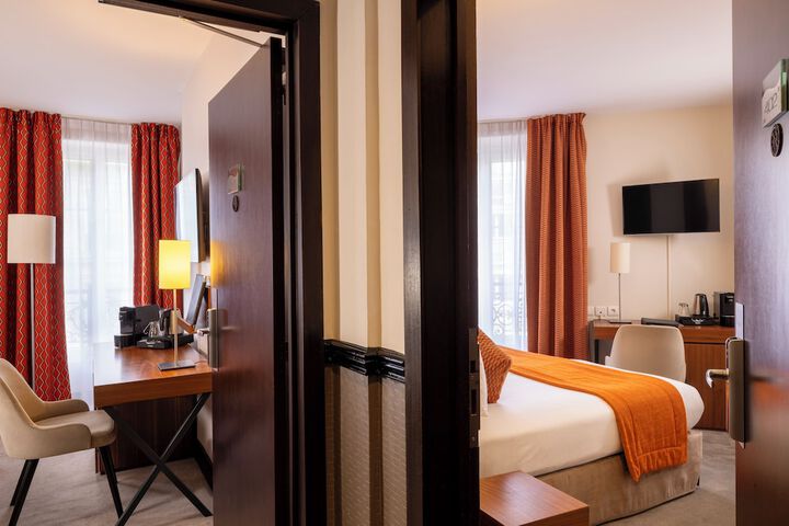 Room 20 of 51