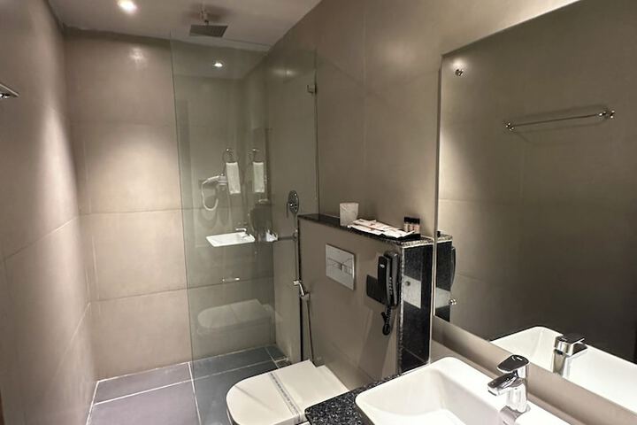 Room 45 of 85