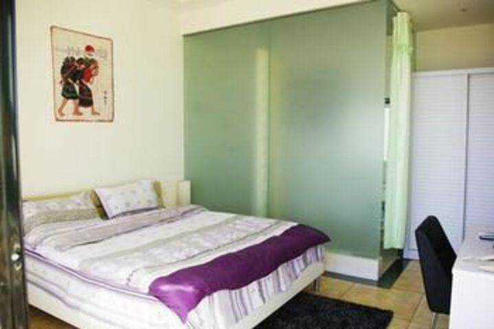 Room 59 of 76