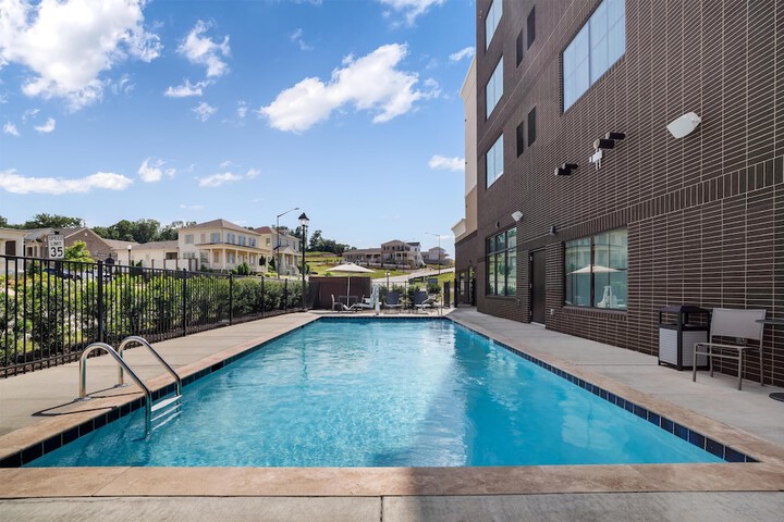 Swimming pool at Homewood Suites by Hilton Madison Huntsville