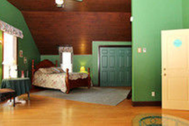 Room 17 of 50