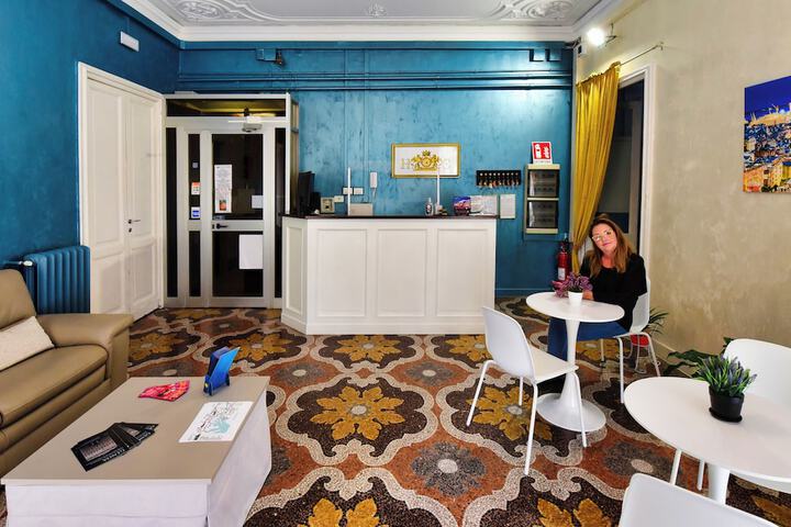 Hotel Suisse Genova in Genoa