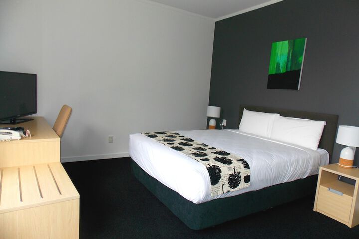 Room 5 of 29