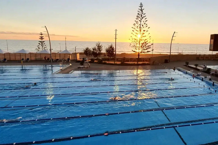 Pool 11 of 26