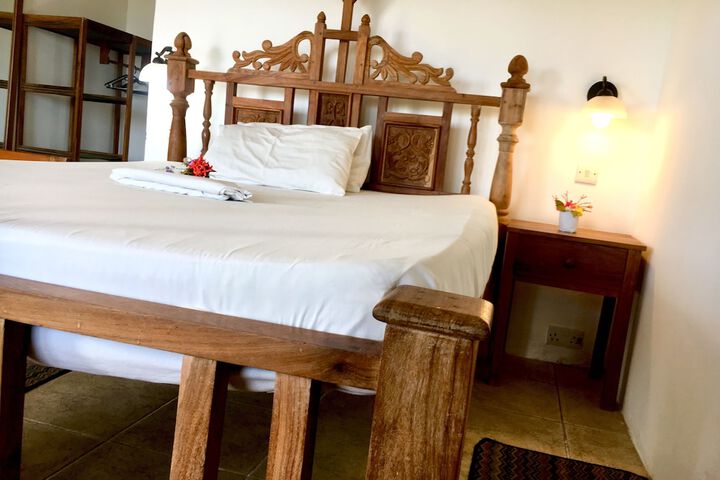 Room 4 of 22