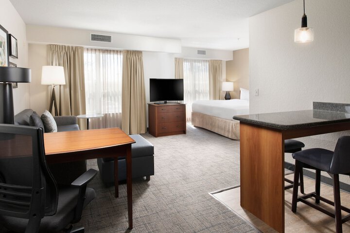 Room 5 of 24