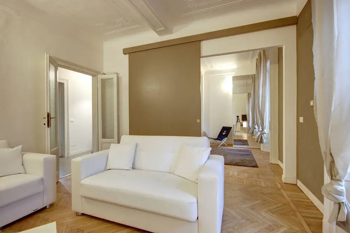 Room 2 of 12
