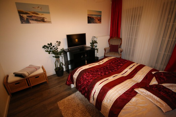 Room 14 of 97