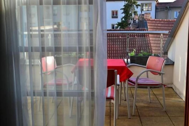 Hotel Exterior 40 of 47