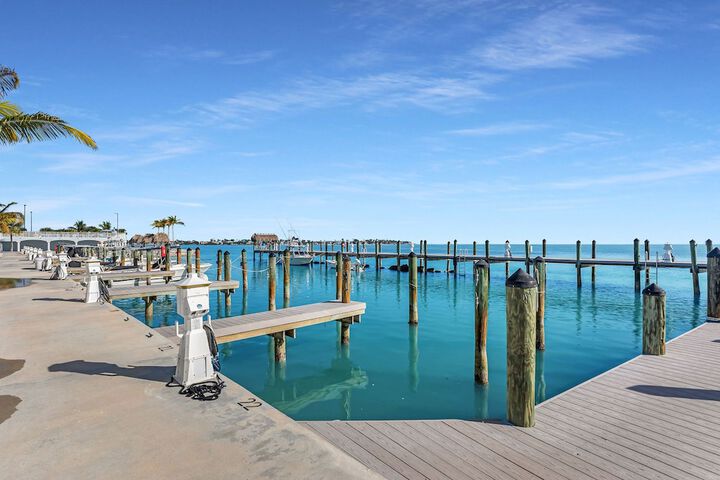 Property Grounds 24 of 32