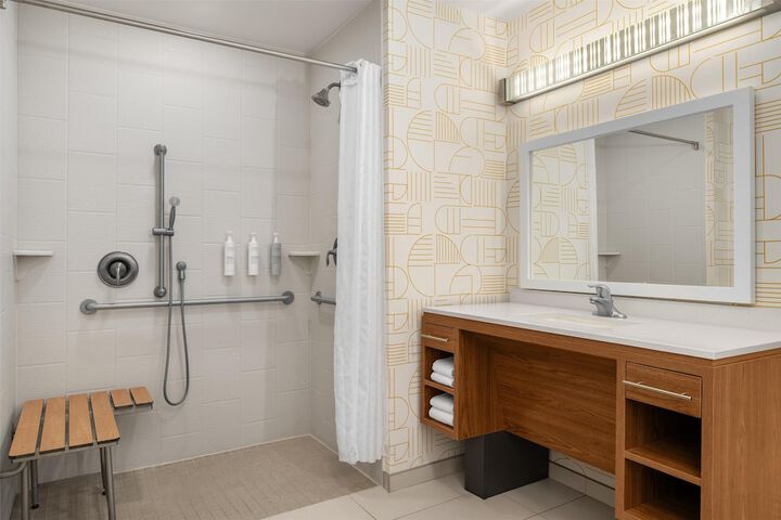 Bathroom shower