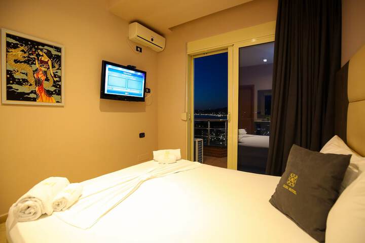 Room 78 of 218