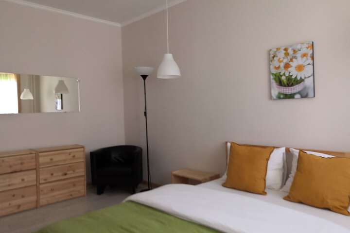 Room 12 of 31