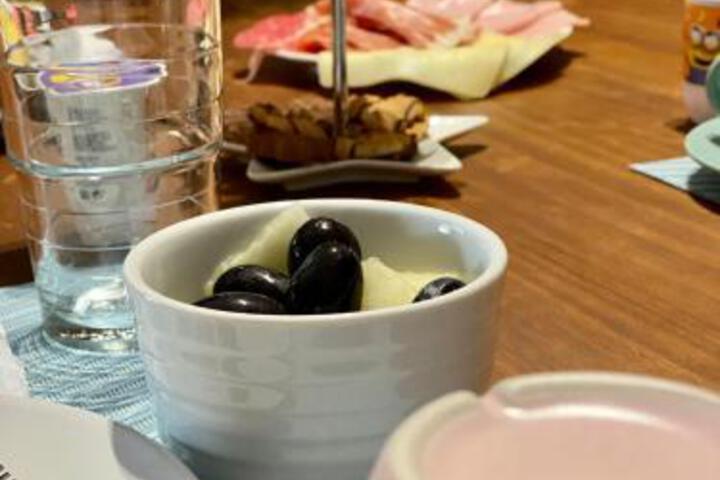 Breakfast/Coffee Service 38 of 56