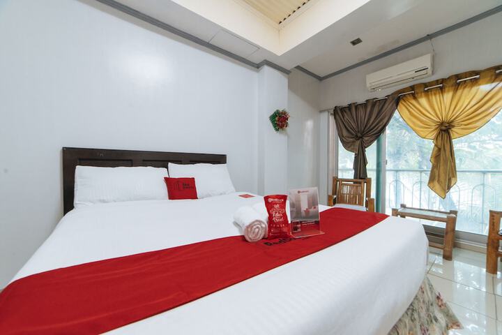 Room 10 of 23