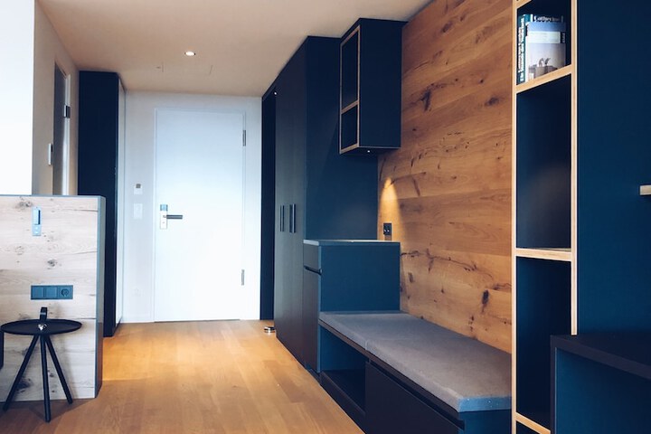 Room 52 of 116