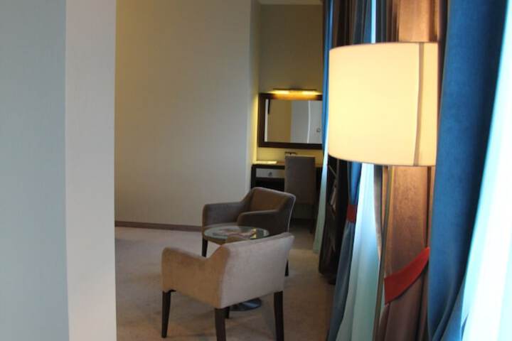 Room 20 of 81