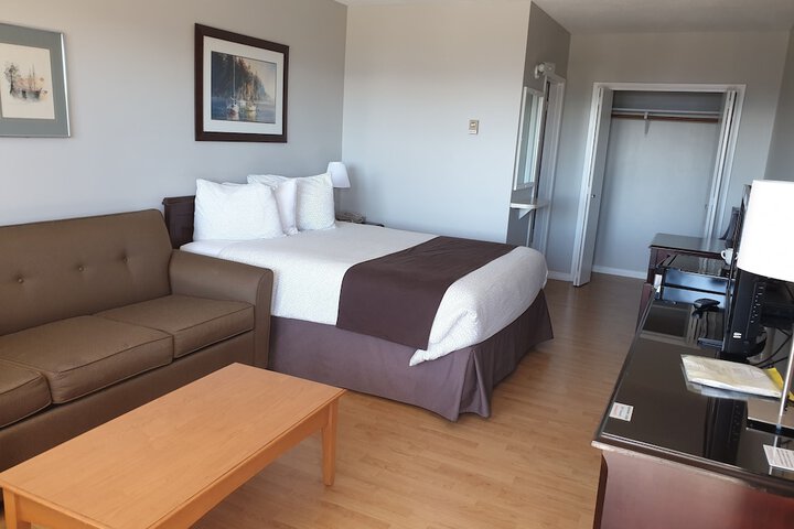 Room 3 of 23