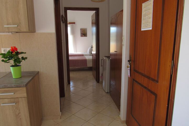 Room 63 of 110