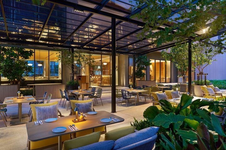 Hotel Exterior 32 of 39