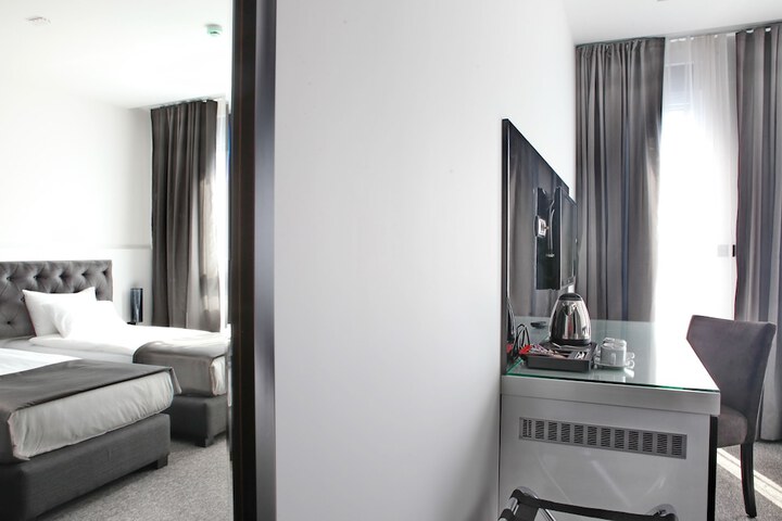 Room 39 of 267