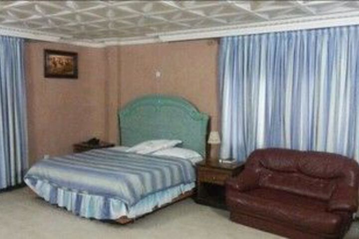 Room 22 of 45
