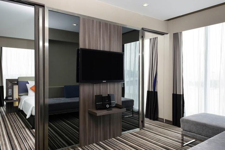 Room 31 of 116