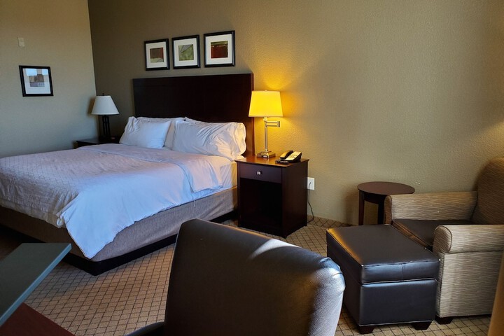 Room 21 of 85