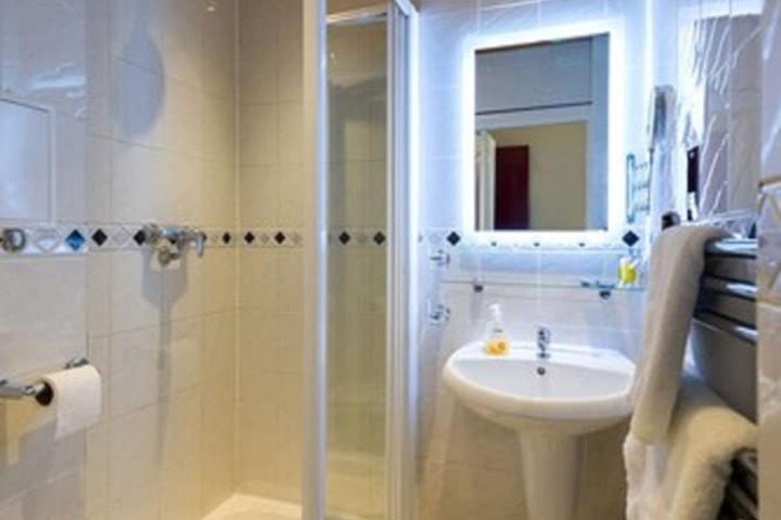 Bath Interior