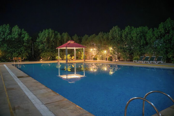Pool 109 of 190