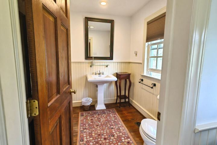 Room 15 of 29