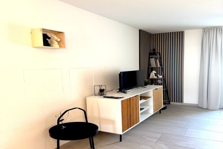 Room 25 of 43