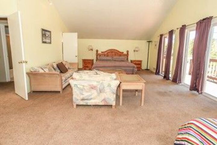 Room 12 of 50