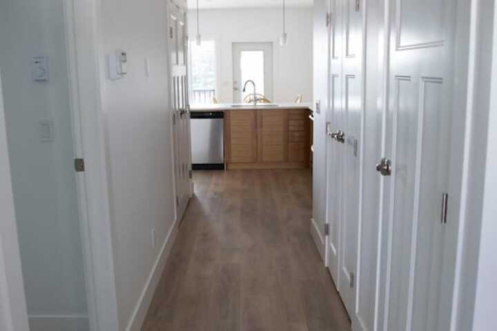 Room 6 of 37