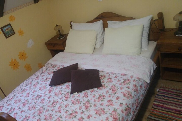 Room 6 of 54