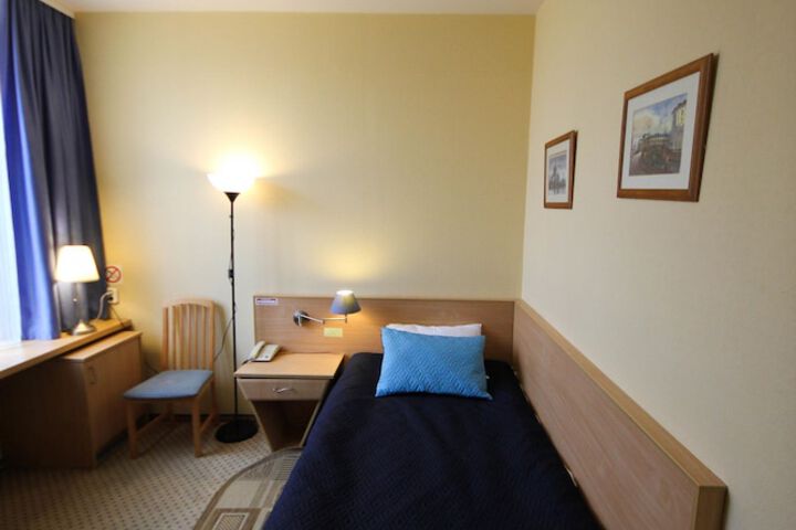 Room 56 of 72