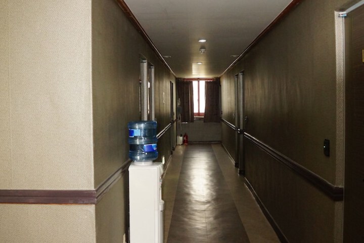 Ballroom/Hall 44 of 52