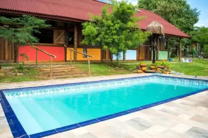 Pool 5 of 10
