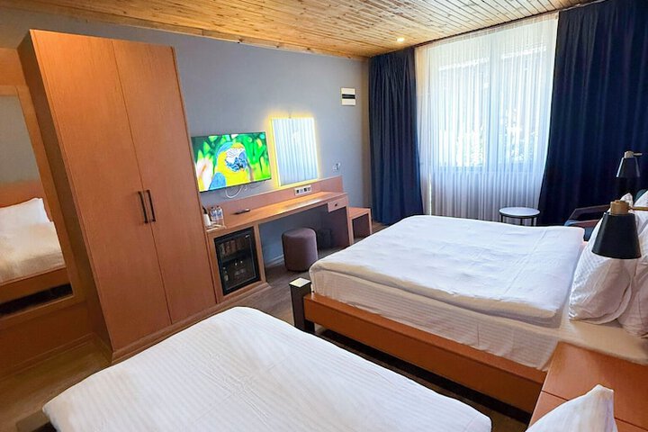 Room 29 of 151