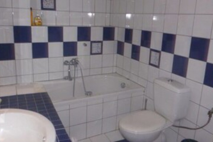 Room 7 of 23