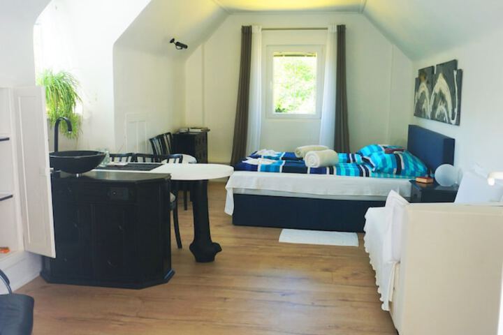 Room 8 of 55