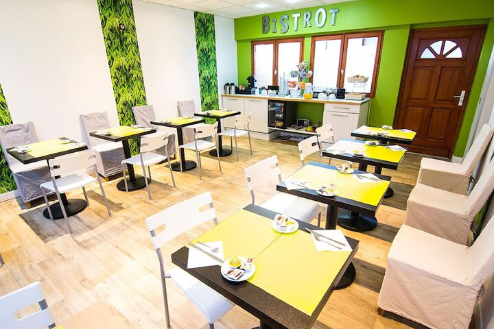 Dining Photos