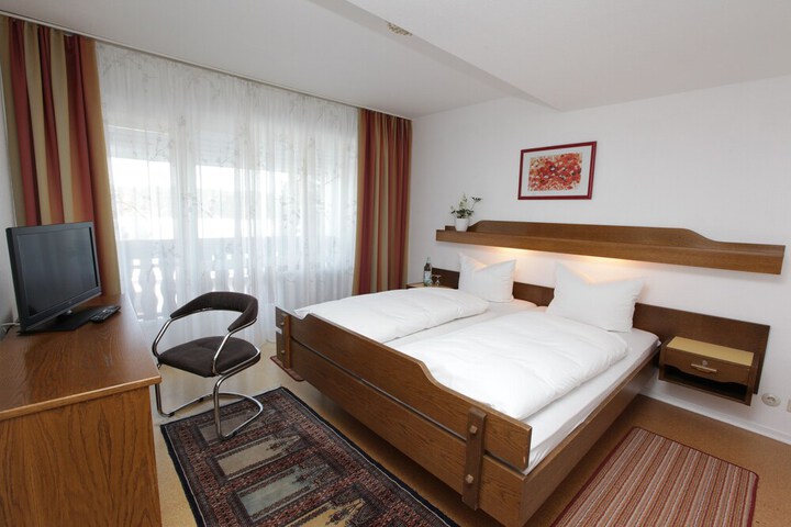 Room 4 of 41