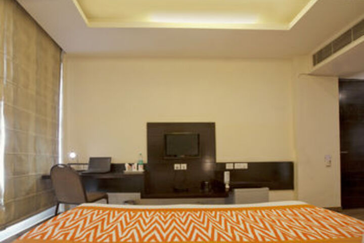 Room 42 of 64