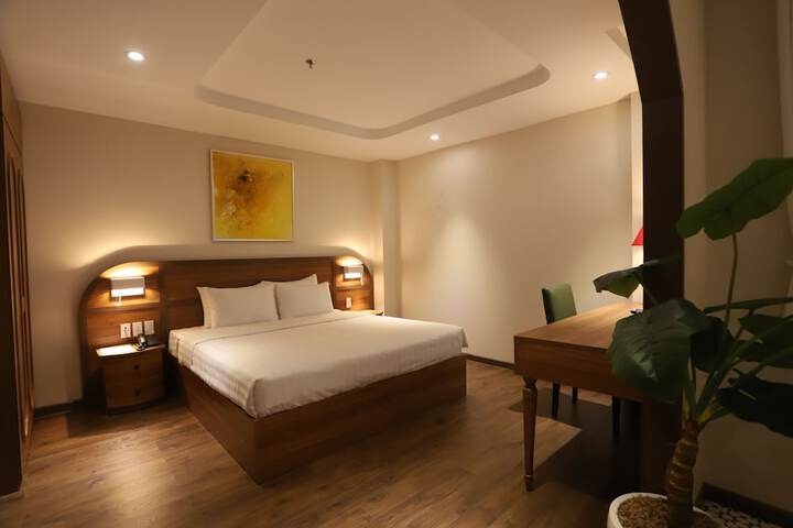 Room 5 of 45