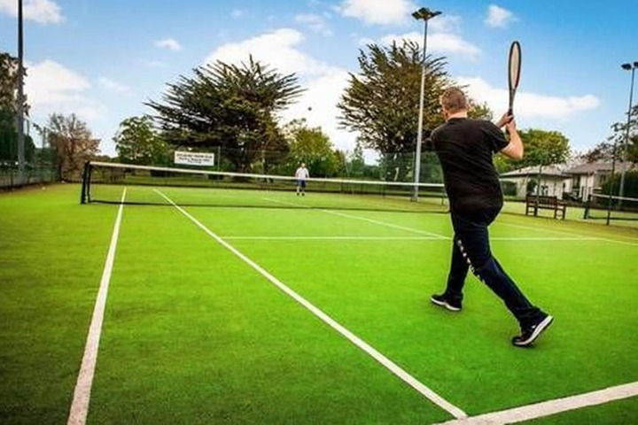 Tennis court