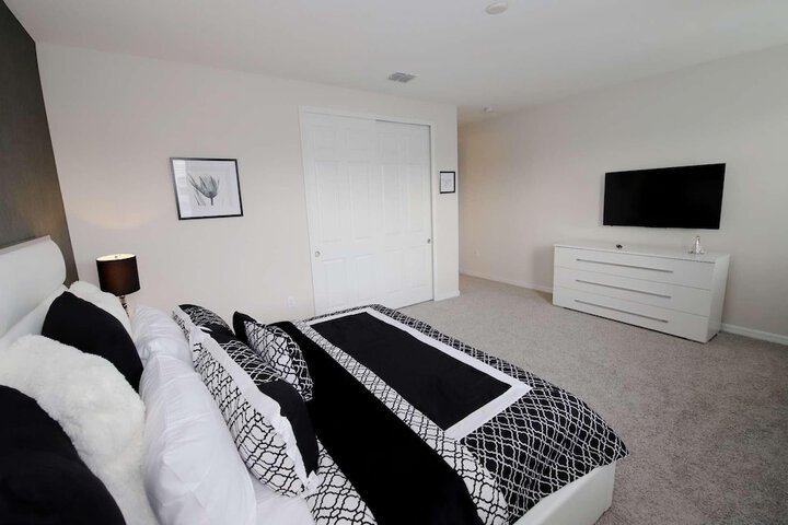 Room 16 of 50