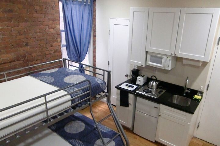 Room 6 of 69