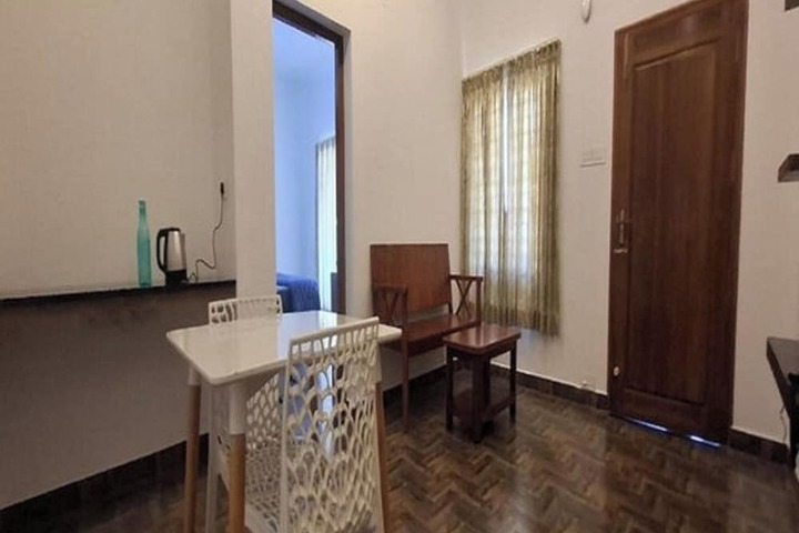 Room 16 of 26