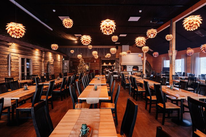 Dining 136 of 174